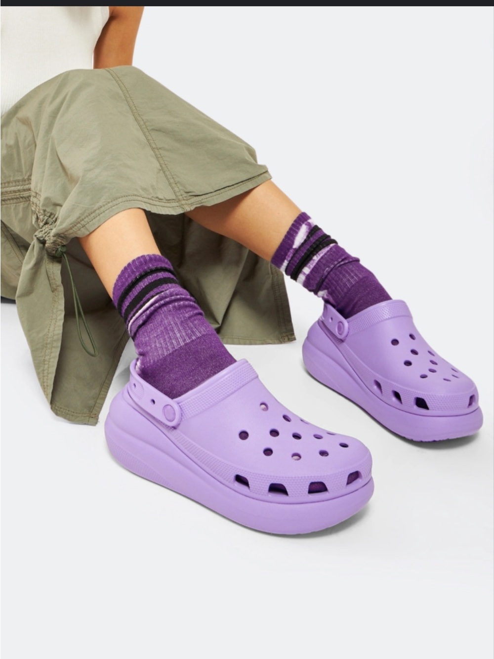 CROCS WOMEN Lavender Platform Clog Sandals